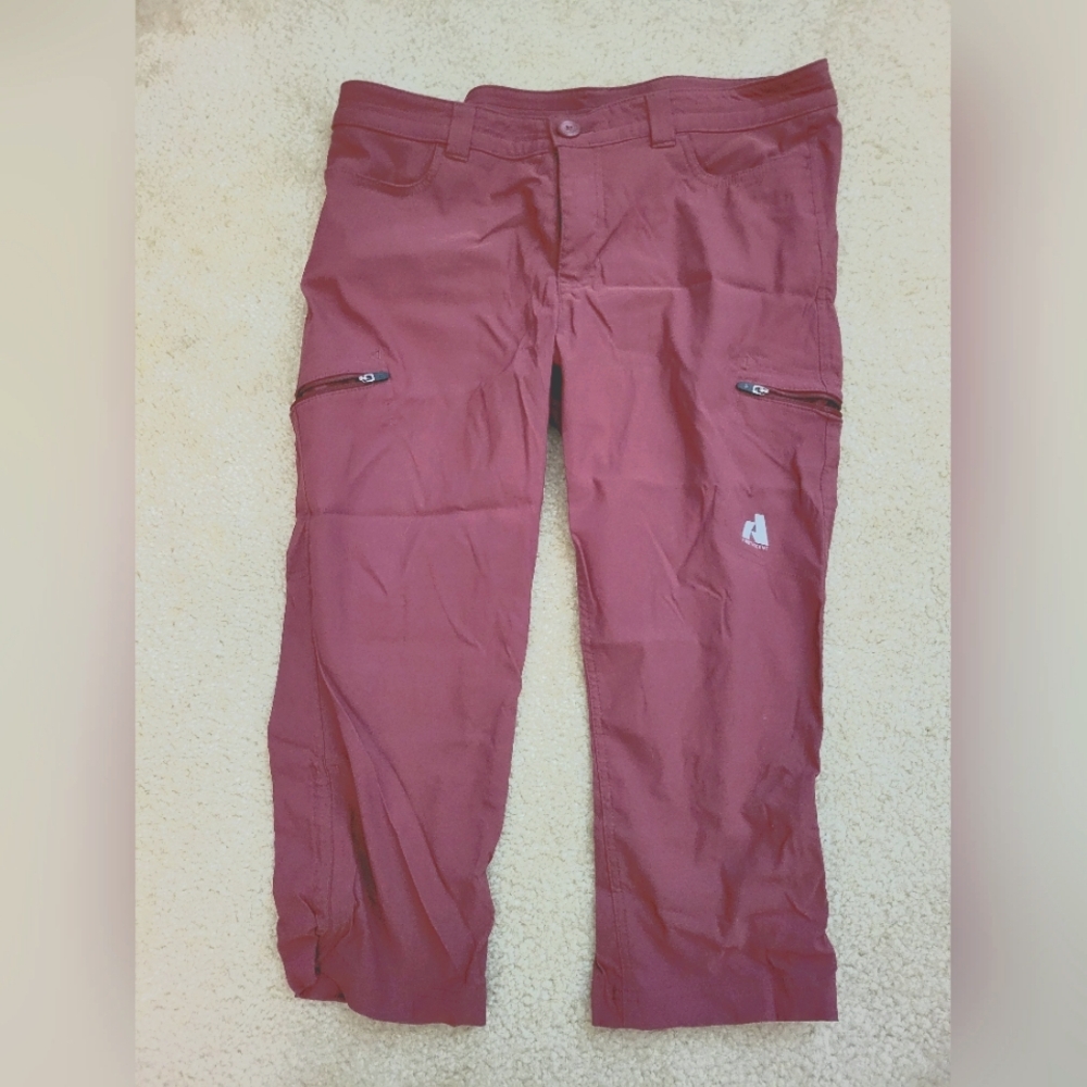 Eddie Bauer size 10 Capris first ascent Womens  Flat Front Ripstop
